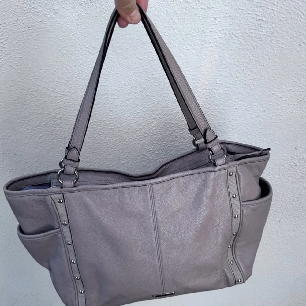 COACH Park Studded Carrie leather putty colored tote bag - Picture 12 of 12